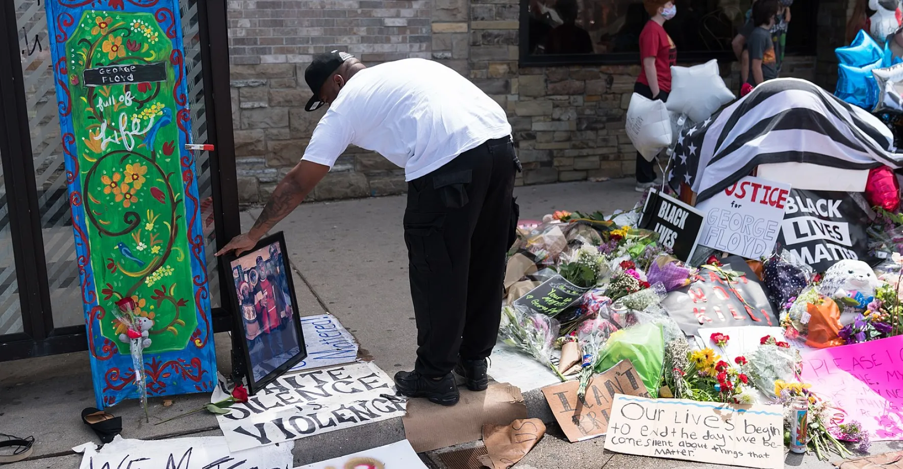 A memorial for George Floyd in Minneapolis, May 28. Photograph by Lorie Shaull, Wikimedia Commons.